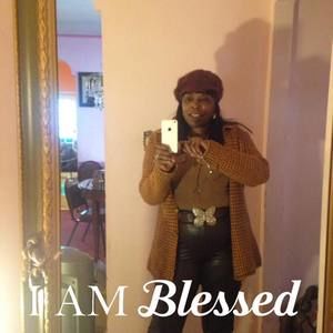 Meet your Posher, Christine